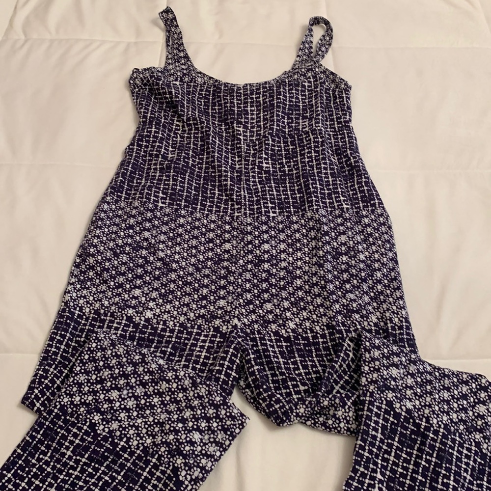 Tavik coverup. Size small. Brand new with tag.